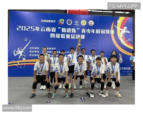 广州羽毛球队在杯赛中的拼搏历程与荣耀时刻全景回顾